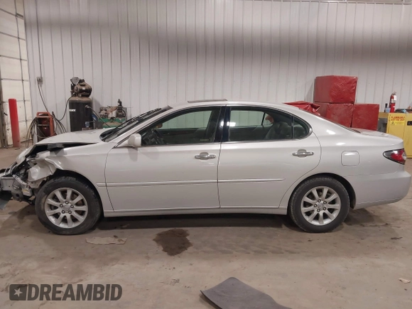 2003 Lexus ES 300 with VIN JTHBF30G530105903, listed as a IAAI auction lot 40929719 with 192,109 mi miles and . Bid and sale history available at DreamBid. Image 14.