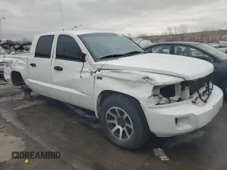 2011 Ram Dakota Bighorn/Lonestar with VIN 1D7RW3GP7BS638740, listed as a Copart auction lot 88751675 with 184,097 mi miles and Salvage Title. Bid and sale history available at carsss.com. Image 4.