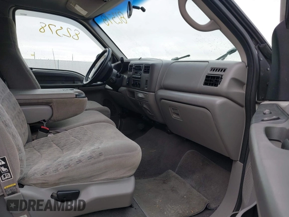 2000 Ford F-350 XL z VIN 1FTSW31FXYEE19158, wystawiony jako IAAI lot #41882378 z przebiegiem 287 101 mil mil oraz . Historia ofert i sprzedaży dostępna na DreamBid. Obrazek 5.