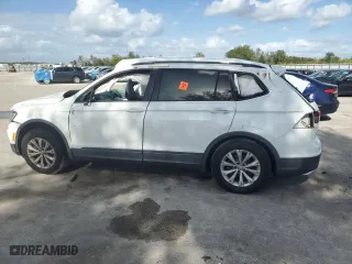 2018 Volkswagen Tiguan S with VIN 3VV1B7AX9JM079770, listed as a Copart auction lot 78987014 with 0 mi miles and Salvage Title. Bid and sale history available at carsss.com. Image 2.