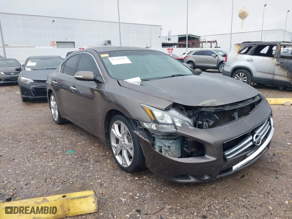 2012 Nissan Maxima 3.5 SV with VIN 1N4AA5AP5CC815460, listed as a IAAI auction lot 41332405 with 173,855 mi miles. Bid and sale history available at carsss.com. Image 1.