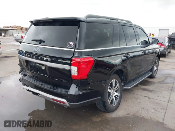 2022 Ford Expedition XLT with VIN 1FMJU1HT1NEA49551, listed as a IAAI auction lot 41912662 with 36,988 mi miles. Bid and sale history available at carsss.com. Image 4.