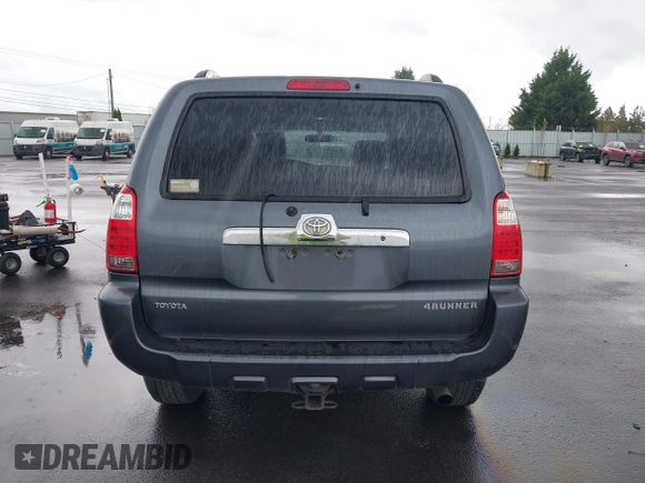 2008 Toyota 4Runner SR5 с VIN JTEBU14R38K009556, выставлен на аукционе IAAI как лот 41985713 с пробегом 292 450 миль миль и . История ставок и продаж доступна на DreamBid. Изображение 17.