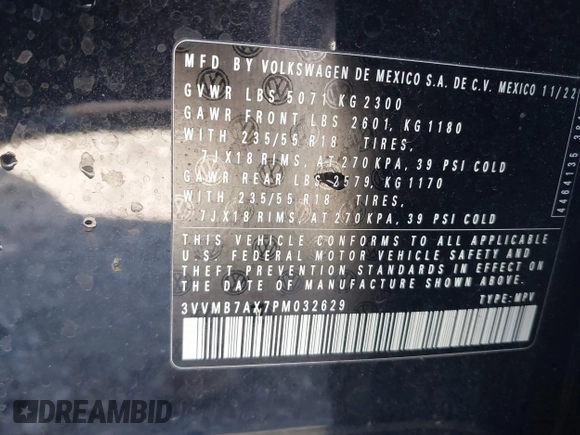 2023 Volkswagen Tiguan SE z VIN 3VVMB7AX7PM032629, wystawiony jako IAAI lot #41441468 z przebiegiem 52 518 mil mil oraz . Historia ofert i sprzedaży dostępna na DreamBid. Obrazek 9.