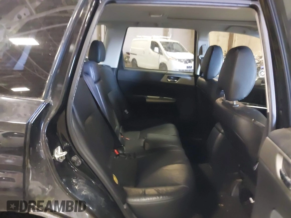 2010 Subaru Forester X Limited с VIN JF2SH6DC8AH728081, выставлен на аукционе IAAI как лот 42482473 с пробегом 150 511 миль миль и . История ставок и продаж доступна на DreamBid. Изображение 8.
