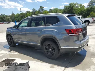 2019 Volkswagen Atlas SEL with VIN 1V2MR2CAXKC569168, listed as a Copart auction lot 55638455 with 86,582 mi miles and Salvage title. Bid and sale history available at DreamBid. Image 2.