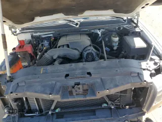 2007 Chevrolet Suburban LT with VIN 1GNFK16347J237193, listed as a Copart auction lot 52758765 with 182,838 mi miles and Salvage Title. Bid and sale history available at DreamBid. Image 12.