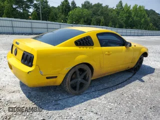 2005 Ford Mustang Deluxe с VIN 1ZVFT80N155198395, выставлен на аукционе Copart как лот 60481775 с пробегом 121 062 миль миль и Списание • Salvage title. История ставок и продаж доступна на DreamBid. Изображение 3.