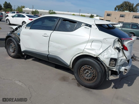 2018 Toyota C-HR XLE with VIN NMTKHMBX4JR049041, listed as a IAAI auction lot 42038397 with 74,930 mi miles. Bid and sale history available at carsss.com. Image 3.