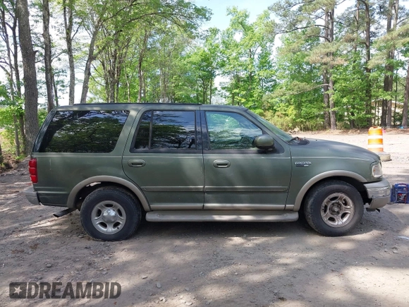 2001 Ford Expedition Eddie Bauer with VIN 1FMRU17W11LA02654, listed as a IAAI auction lot 42147534 with Not provided miles and . Bid and sale history available at DreamBid. Image 13.
