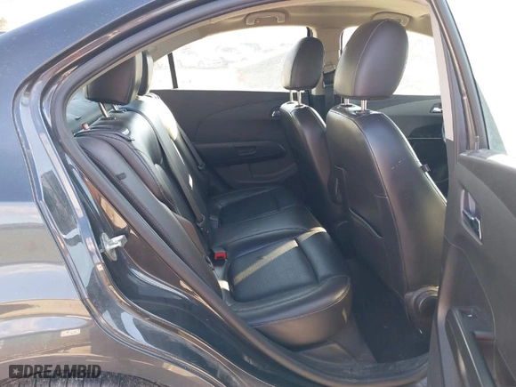 2015 Chevrolet Sonic LTZ with VIN 1G1JE5SB1F4100913, listed as a IAAI auction lot 41039461 with NaN miles. Bid and sale history available at carsss.com. Image 8.