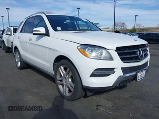 2014 Mercedes-Benz M 350 with VIN 4JGDA5HB2EA433916, listed as a IAAI auction lot 41764529 with 97,213 mi miles and . Bid and sale history available at DreamBid. Image 1.