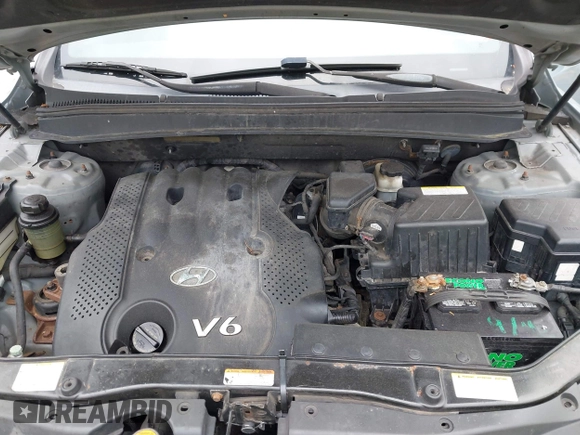 2007 Hyundai Santa Fe GLS with VIN 5NMSG73D47H126416, listed as a IAAI auction lot 42330561 with 198,706 mi miles and . Bid and sale history available at DreamBid. Image 10.