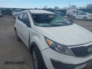 2016 Kia Sportage LX with VIN KNDPB3AC1G7880663, listed as a IAAI auction lot 41382751 with 146,098 mi miles. Bid and sale history available at carsss.com. Image 13.
