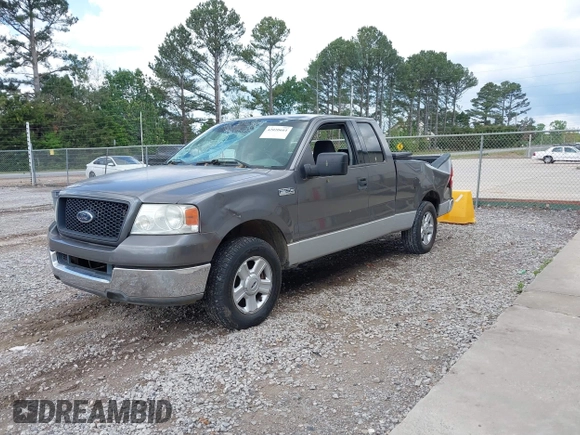 2004 Ford F-150 STX with VIN 1FTRX12W74NA20006, listed as a IAAI auction lot 42020664 with 169,603 mi miles and . Bid and sale history available at carsss.com. Image 2.
