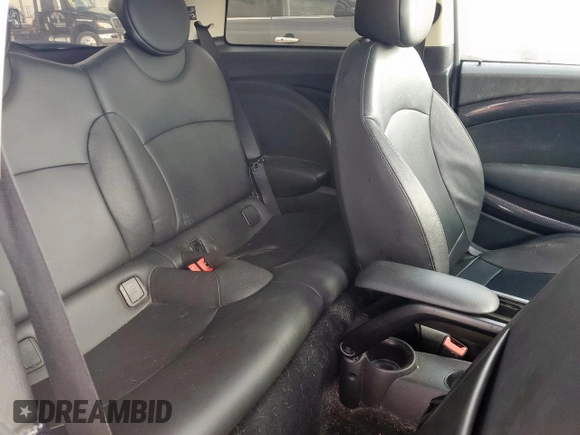 2013 MINI Hardtop S with VIN WMWSV3C55DT392526, listed as a Copart auction lot 62220765 with 152,585 mi miles and Clean title. Bid and sale history available at DreamBid. Image 10.