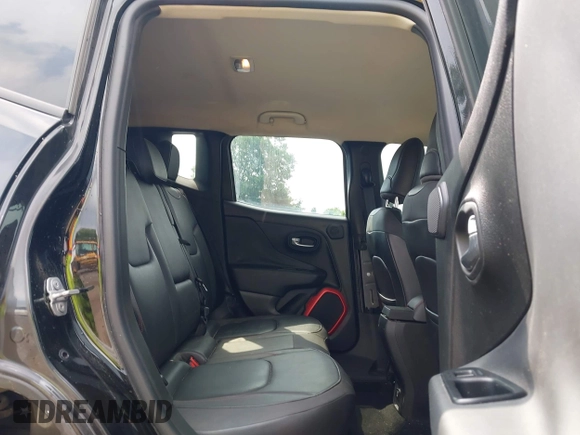 2015 Jeep Renegade Trailhawk z VIN ZACCJBCT9FPB36609, wystawiony jako IAAI lot #42593933 z przebiegiem 106 074 mil mil oraz . Historia ofert i sprzedaży dostępna na DreamBid. Obrazek 8.