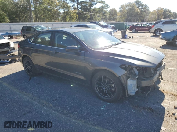 2017 Ford Fusion Hybrid SE with VIN 3FA6P0LU0HR374551, listed as a Copart auction lot 84612714 with 121,991 mi miles and Salvage title. Bid and sale history available at DreamBid. Image 4.