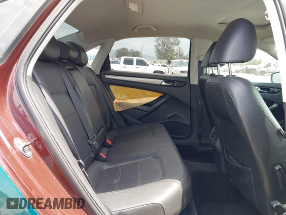 2014 Volkswagen Passat SE с VIN 1VWBN7A32EC043821, выставлен на аукционе IAAI как лот 42047327 с пробегом 104 403 миль миль и . История ставок и продаж доступна на DreamBid. Изображение 8.