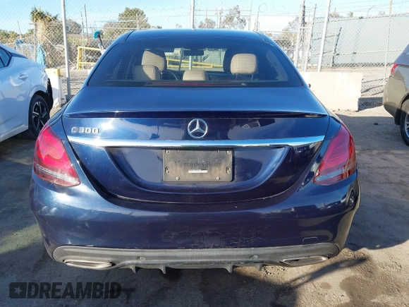 2020 Mercedes-Benz C 300 with VIN 55SWF8DB0LU325884, listed as a IAAI auction lot 41382848 with 69,831 mi miles and . Bid and sale history available at carsss.com. Image 16.