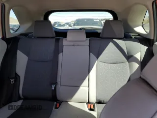 2022 Toyota RAV4 XLE with VIN JTMW1RFV0ND095383, listed as a Copart auction lot 77635504 with 30,886 mi miles and Salvage Title. Bid and sale history available at carsss.com. Image 10.