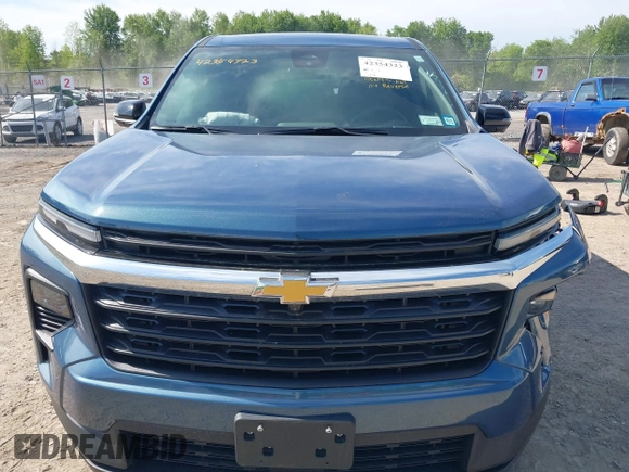 2024 Chevrolet Traverse FWD LS with VIN 1GNEREKS4RJ190066, listed as a IAAI auction lot 42354323 with 7,117 mi miles and . Bid and sale history available at DreamBid. Image 13.
