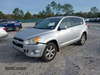 2012 Toyota RAV4 Limited z VIN JTMDF4DV4C5056172, wystawiony jako IAAI lot #41675123 z przebiegiem 105 028 mil mil oraz . Historia ofert i sprzedaży dostępna na DreamBid. Obrazek 2.