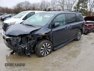 2020 Toyota Sienna XLE with VIN 5TDDZ3DC9LS235429, listed as a Copart auction lot 46658525 with 0 mi miles and Salvage Title. Bid and sale history available at carsss.com. Image 1.