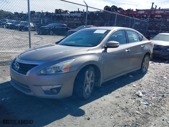 2015 Nissan Altima 2.5 with VIN 1N4AL3AP4FC207125, listed as a IAAI auction lot 41464562 with 141,280 mi miles. Bid and sale history available at carsss.com. Image 17.