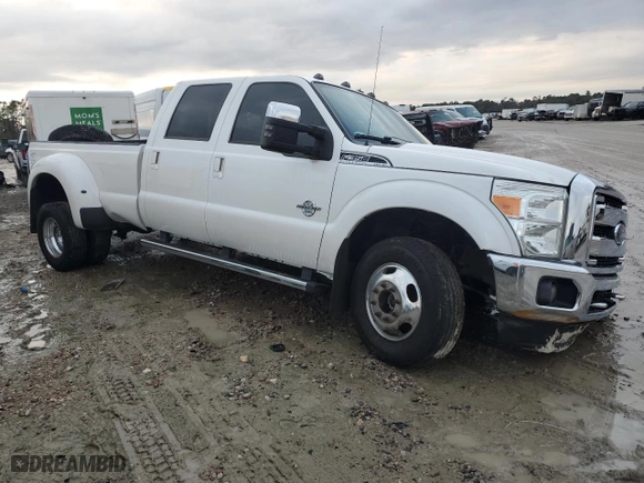 2016 Ford Super Duty F-350 DRW Lariat with VIN 1FT8W3DT2GEB90758, listed as a Copart auction lot 89370325 with 104,318 mi miles and Salvage Title. Bid and sale history available at carsss.com. Image 4.