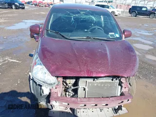 2020 Mitsubishi Mirage ES z VIN ML32A3HJ7LH001210, wystawiony jako IAAI lot #41741117 z przebiegiem 52 697 mil mil oraz . Historia ofert i sprzedaży dostępna na DreamBid. Obrazek 13.