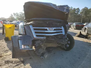 2018 Cadillac Escalade Luxury z VIN 1GYS3BKJXJR138217, wystawiony jako Copart lot #86212934 z przebiegiem Nie podano mil oraz Szkody całkowita. Historia ofert i sprzedaży dostępna na DreamBid. Obrazek 5.