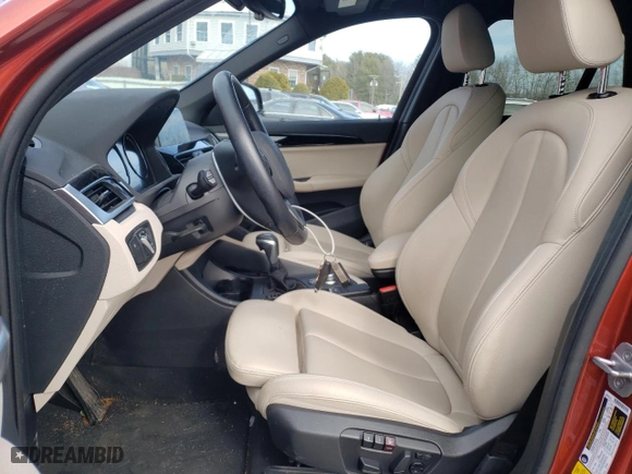 2019 BMW X1 xDrive28i with VIN WBXHT3C5XK3H35269, listed as a Copart auction lot 46409135 with 40,467 mi miles and Salvage Title. Bid and sale history available at carsss.com. Image 7.