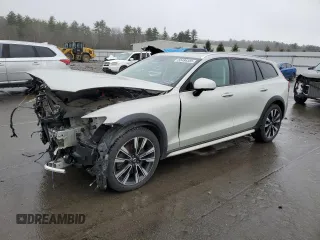 2020 Volvo V60 z VIN YV4102WKXL1030871, wystawiony jako Copart lot #53486585 z przebiegiem 76 459 mil mil oraz Szkody całkowita. Historia ofert i sprzedaży dostępna na DreamBid. Obrazek 1.