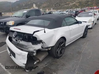 2014 Ford Mustang V6 with VIN 1ZVBP8EM8E5333696, listed as a IAAI auction lot 42042132 with 58,300 mi miles. Bid and sale history available at carsss.com. Image 4.