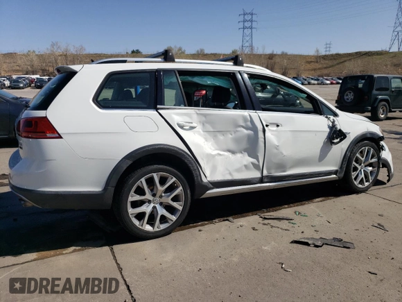 2017 Volkswagen Golf S с VIN 3VWH17AU9HM514543, выставлен на аукционе Copart как лот 52891975 с пробегом 112 765 миль миль и Списание • Salvage title. История ставок и продаж доступна на DreamBid. Изображение 3.