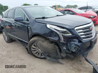 2017 Cadillac XT5 Luxury AWD z VIN 1GYKNDRS8HZ110849, wystawiony jako IAAI lot #42371380 z przebiegiem 52 051 mil mil oraz . Historia ofert i sprzedaży dostępna na DreamBid. Obrazek 1.