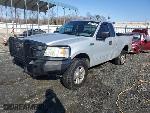 2005 Ford F-150 XL with VIN 1FTRF14535NB98598, listed as a Copart auction lot 88928675 with 214,304 mi miles and Salvage Title. Bid and sale history available at carsss.com. Image 1.
