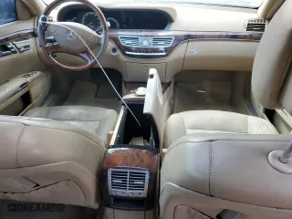 2012 Mercedes-Benz S-Class S 550 with VIN WDDNG7DB7CA430571, listed as a Copart auction lot 44292605 with 134,605 mi miles and Salvage Title. Bid and sale history available at carsss.com. Image 8.