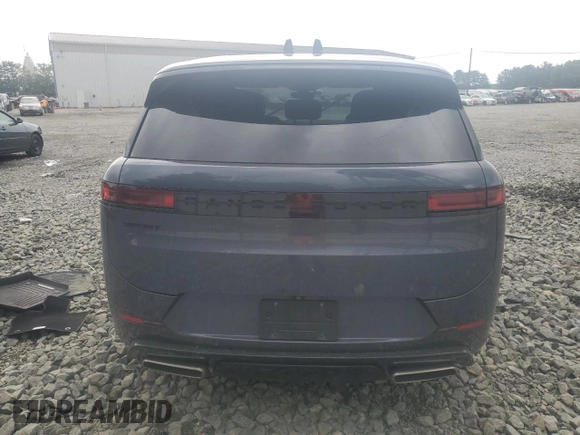 2024 Land Rover Range Rover Sport Dynamic SE z VIN SAL1L9FU6RA174925, wystawiony jako Copart lot #60521285 z przebiegiem Nie podano mil oraz Szkoda całkowita • Salvage title. Historia ofert i sprzedaży dostępna na DreamBid. Obrazek 6.