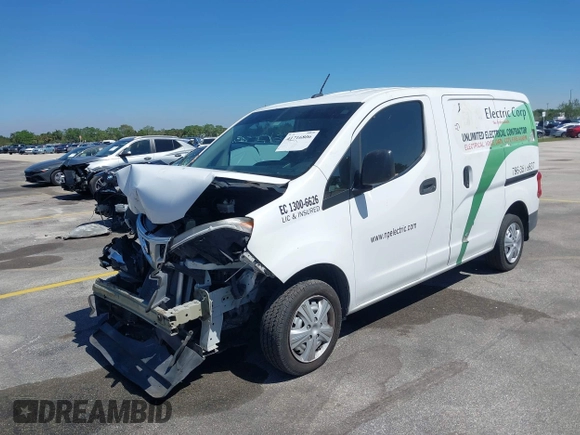 2015 Nissan NV200 SV with VIN 3N6CM0KN3FK708817, listed as a IAAI auction lot 41716806 with 132,296 mi miles and . Bid and sale history available at carsss.com. Image 17.