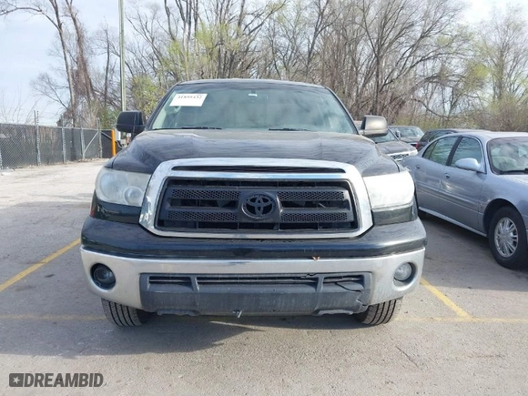 2013 Toyota Tundra 4WD Truck with VIN 5TFUM5F14DX049122, listed as a IAAI auction lot 41895432 with NaN miles. Bid and sale history available at carsss.com. Image 12.