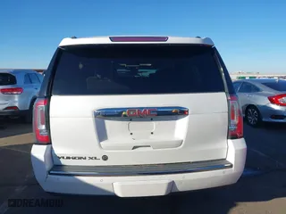 2018 GMC Yukon XL Denali with VIN 1GKS2HKJ2JR183877, listed as a IAAI auction lot 41652039 with 123,075 mi miles. Bid and sale history available at carsss.com. Image 17.