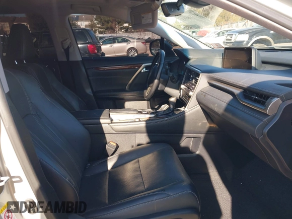 2018 Lexus RX 350 z VIN JTJBZMCAXJ2035318, wystawiony jako IAAI lot #41334603 z przebiegiem 85 264 mil mil oraz . Historia ofert i sprzedaży dostępna na DreamBid. Obrazek 5.