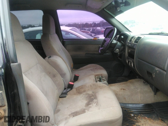 2004 Chevrolet Colorado 1SB LS Z85 with VIN 1GCDT136948200557, listed as a IAAI auction lot 40878034 with 207,863 mi miles. Bid and sale history available at carsss.com. Image 5.