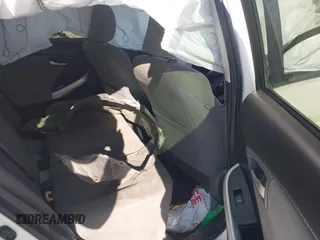 2015 Toyota Prius Four z VIN JTDKN3DU7F0444641, wystawiony jako IAAI lot #40380250 z przebiegiem Nie podano mil oraz . Historia ofert i sprzedaży dostępna na DreamBid. Obrazek 8.