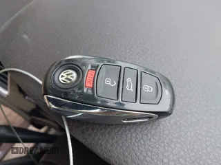 2014 Volkswagen Touareg Sport with VIN WVGEF9BP2ED007904, listed as a IAAI auction lot 41960811 with 126,230 mi miles and . Bid and sale history available at DreamBid. Image 11.