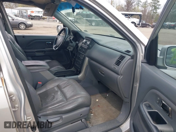 2005 Honda Pilot EX-L z VIN 5FNYF18695B018134, wystawiony jako IAAI lot #41962595 z przebiegiem 264 599 mil mil oraz . Historia ofert i sprzedaży dostępna na DreamBid. Obrazek 5.
