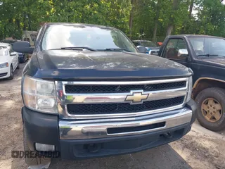 2011 Chevrolet Silverado 1500 LT with VIN 1GCRKSE35BZ413126, listed as a IAAI auction lot 42185963 with 223,132 mi miles and . Bid and sale history available at DreamBid. Image 11.