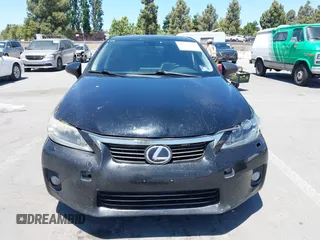 2012 Lexus CT 200h z VIN JTHKD5BH4C2053787, wystawiony jako IAAI lot #42533598 z przebiegiem 260 264 mil mil oraz . Historia ofert i sprzedaży dostępna na DreamBid. Obrazek 12.